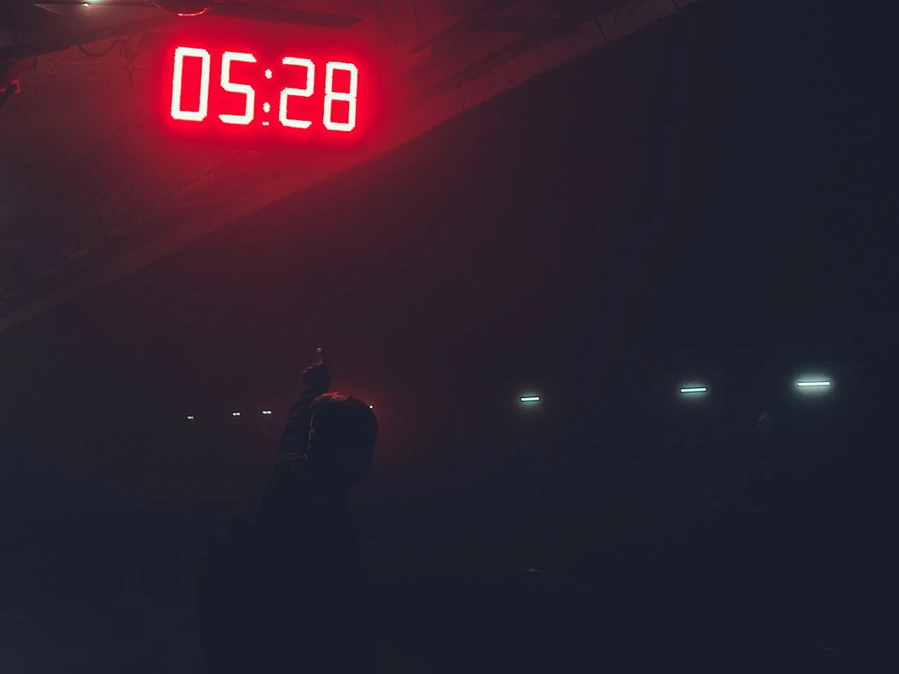 How to Choose the Best Digital Wall Clock with Seconds for Accuracy