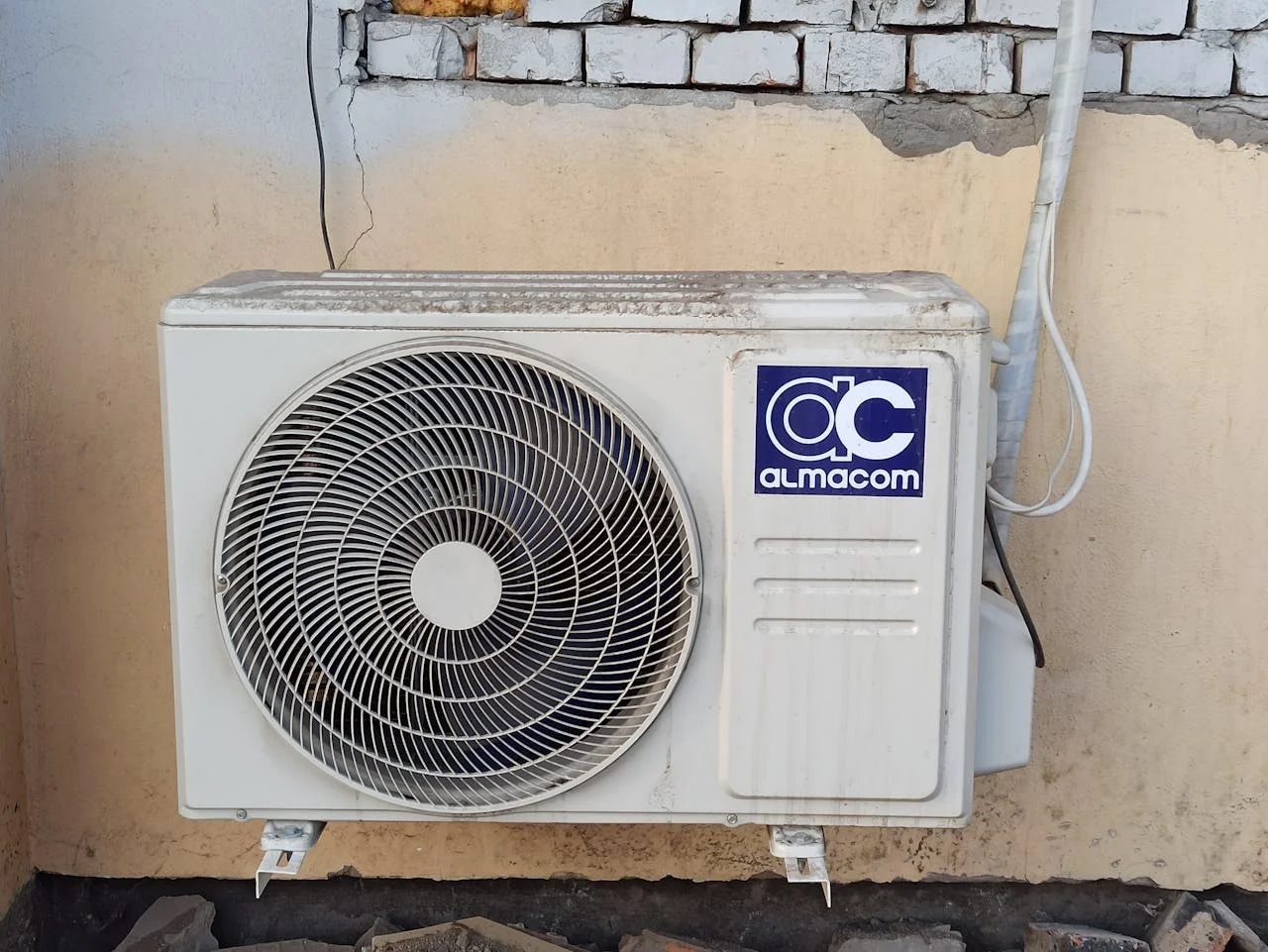 Ductless Heating and Cooling Systems